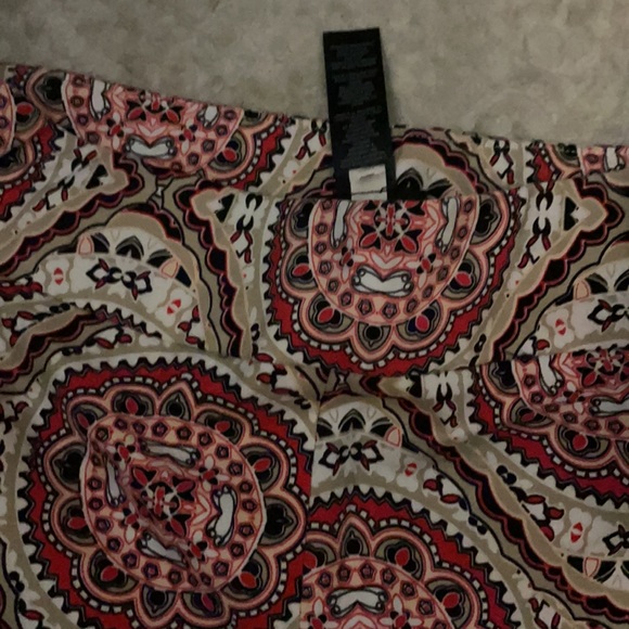 Pants - Picture 2 of 5